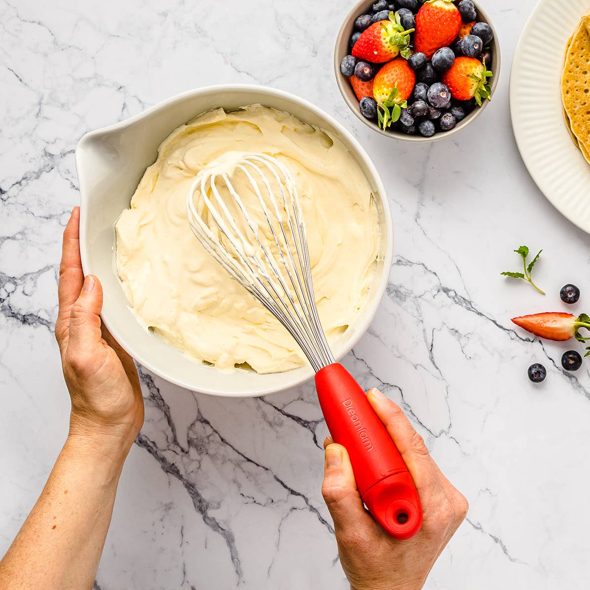 Flisk® - 3-in-1 Fold Flat Balloon Whisk: Red